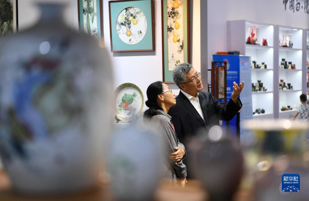 ag客户端